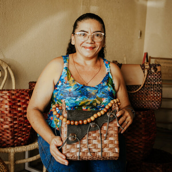 Célia Maria Freitas Felintro – Genipoart